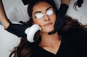 what does an IPL facial do?